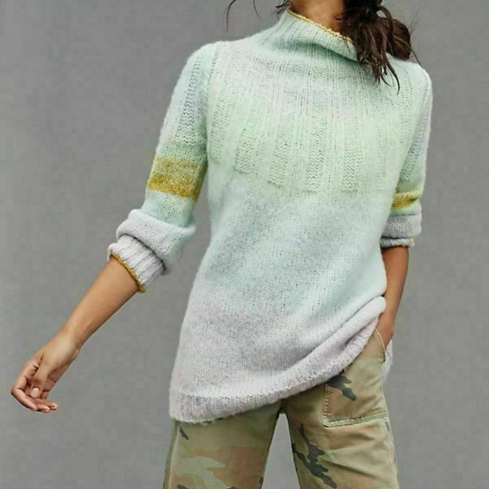 Anthropologie ~ Perri Ombre Pastel Fuzzy Tunic Sweater in size Small